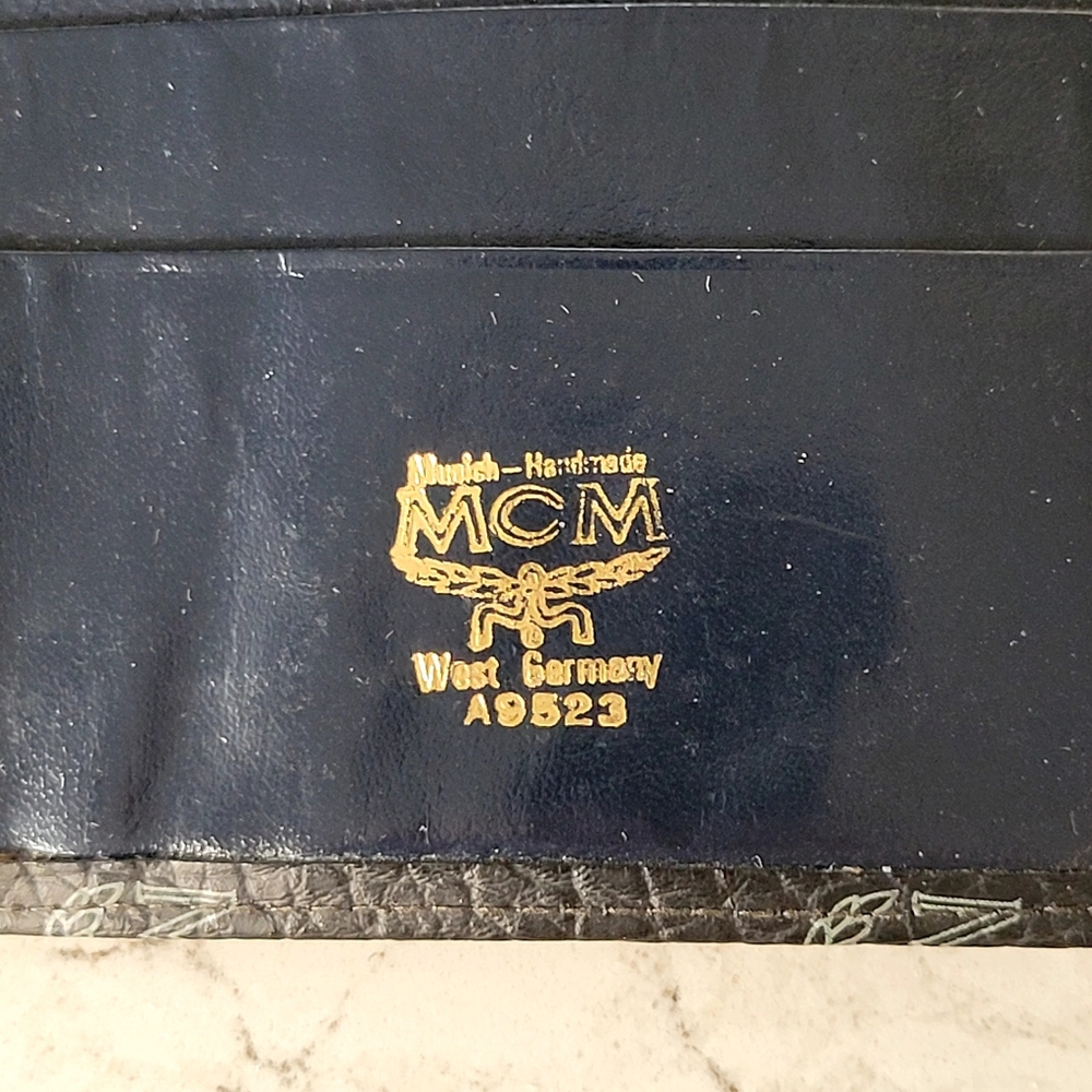 MCM Black and Gray Wallet - Picture 4 of 16